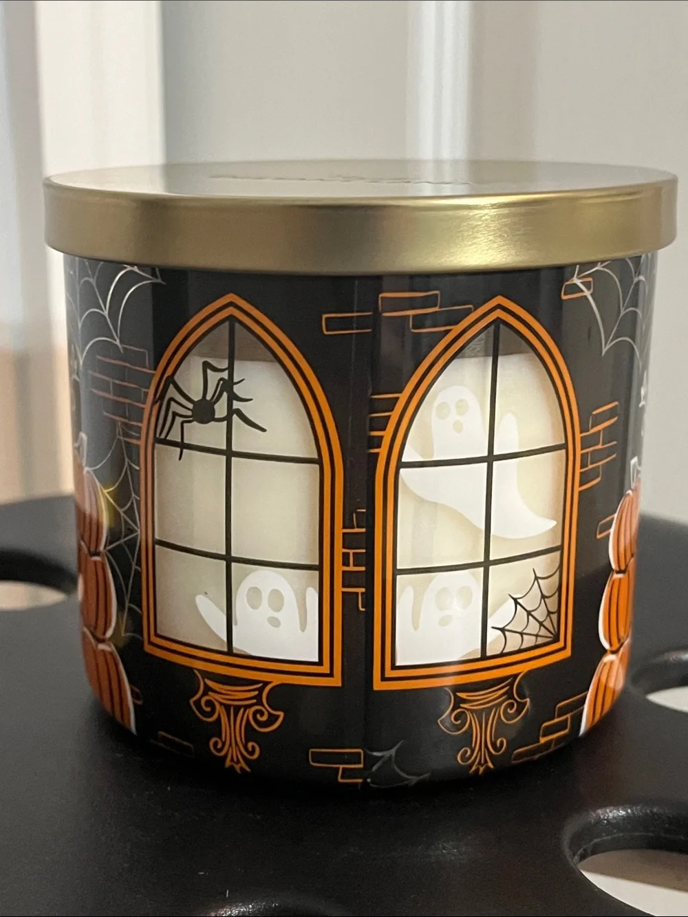 Jack O’Lantern Halloween 3-Wick Candle 14 oz NWT Distant Lands